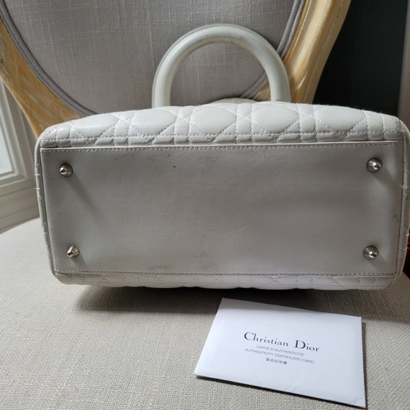 Vintage 1999 Lady Dior bag (Medium) in white lambskin leather - Picture 12 of 17